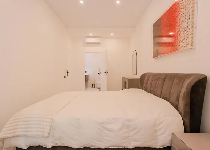 Paganini 3bd Apartment *
